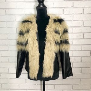 Lanshifei Women’s Faux Fur Trim Black Jacket